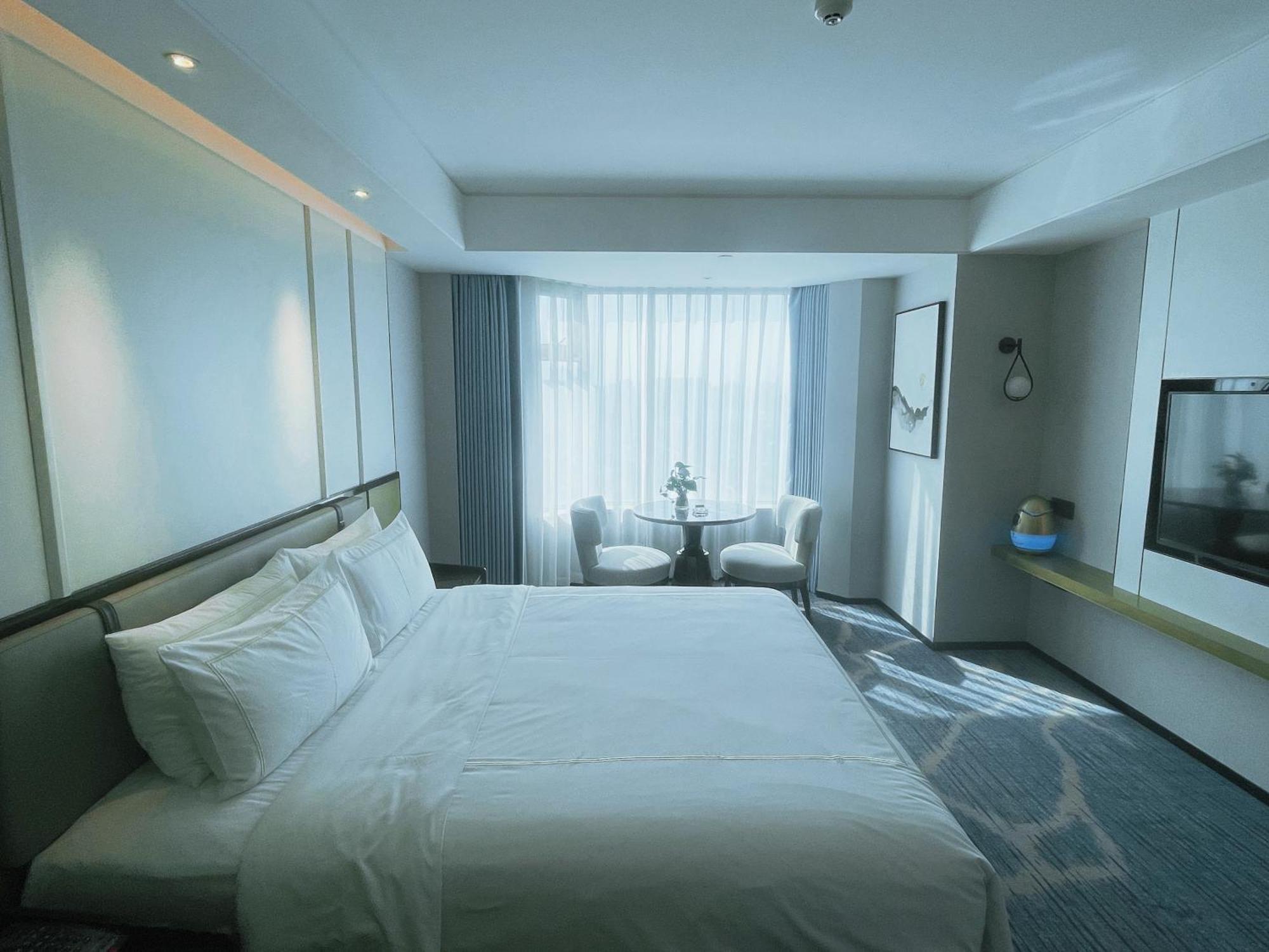 Shu Guang International Hotel Нанкин Экстерьер фото