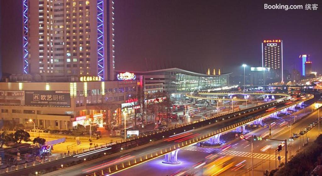 Shu Guang International Hotel Нанкин Экстерьер фото