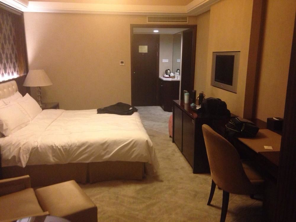Shu Guang International Hotel Нанкин Экстерьер фото