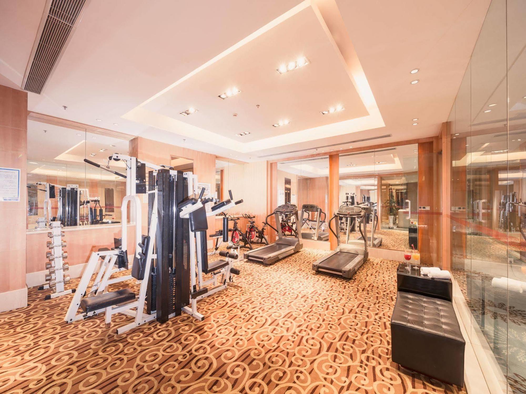 Shu Guang International Hotel Нанкин Экстерьер фото